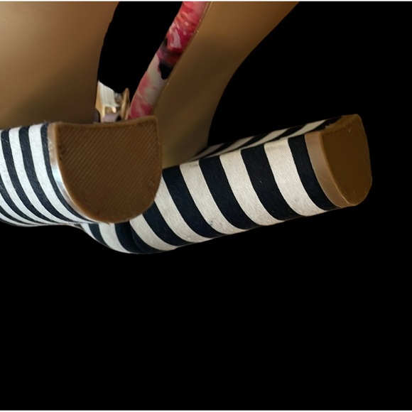 Just Fab Lena Floral and Zebra Print Fabric Upper Sandals Size 8 - Picture 12 of 16